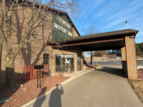 先鋒汽車旅館 馬凱特縣酒店