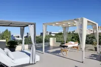 Private pool villa with water massage pool and sea view roof garden - 3 estrellas