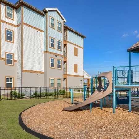 Landing Apartments Near South Apopka, FL