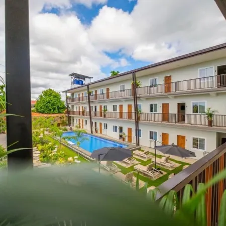 Bayview Garden Resort Отели рядом с достопримечательностью «Бохол Кволити Молл»