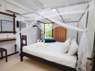 Yala Elegant Hotel