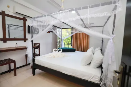 Yala Elegant Hotel