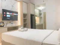 Modern Studio at Bale Hinggil Apartment By Travelio - 3 estrellas