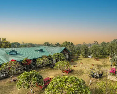 Hotel Sarai Bharatgarh Hotels in Rupnagarin piirikunta