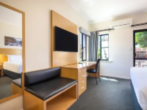 Country Comfort Perth Hotels in Perth