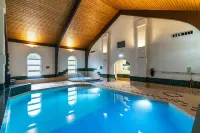 Sedgebrook Hall - Pools