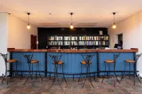 Basdenwood Hotel - bar