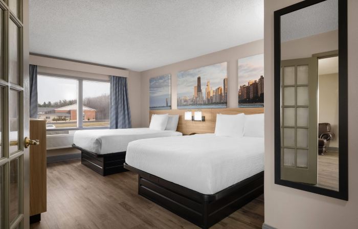 Days Inn by Wyndham St. Charles IL