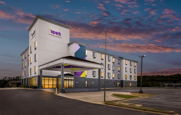 Spark by Hilton Pelham Birmingham I 65