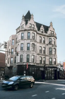 The Neighborhood Hotel Lincoln Park Hotel a 