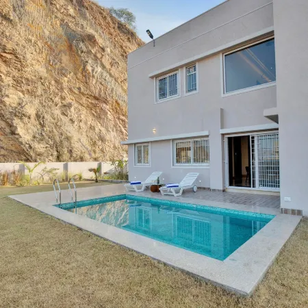 ELIVAAS 3 BHK Villa Shourya Bliss