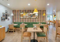 Bloom Hotel Whitefield - 2-Star