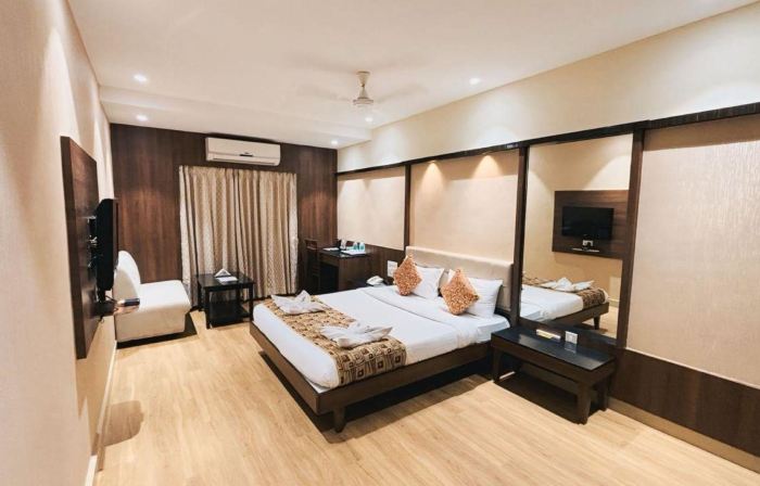 Lumbinis Grand Hotel