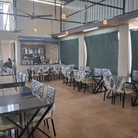 Hotel SVR Grand