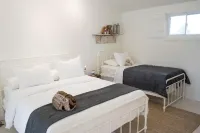 The Lakeside Motel & Restaurant - WiFi