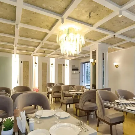 Hotel Royal 9