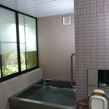 Uraya โรงแรมในฮิมิ