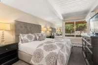 Comfortable & Modern 2 Bedroom Apartments - Right on the Slopes!