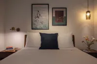 The Promissory Hotel - 2 Sao
