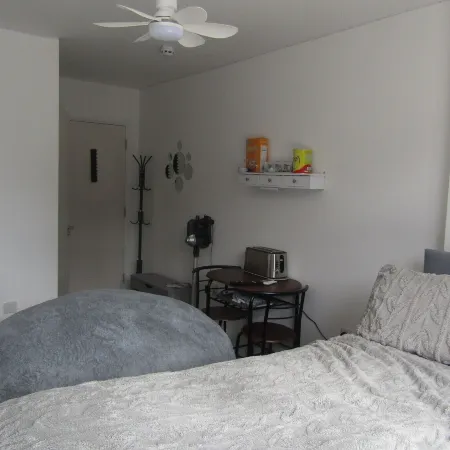 Cozy Studio Rental With Private Facilities in Greater London