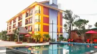 Tawan Anda Garden Hotel - Pools
