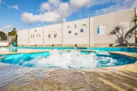 Kingaroy Country Motel - Pools