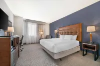 Drury Plaza Hotel Flagstaff - Thân thiện với thú cưng