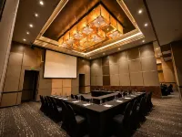 Royal Majestic Hotel - 2-Star