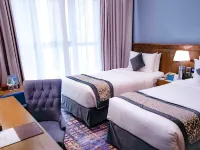 Maien Taiba Hotels near Green Dome