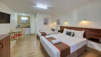 Bryants Motel Roma - Motels