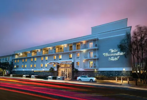 The Commodore Hotel - ที่มีฟิตเนส