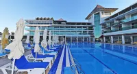 Ceti̇n Presti̇ge Resort - Parvekkeita