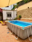 Pink Sparrow - piscina