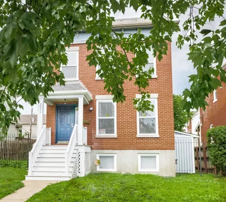 Perfect Getaway @ Cwe- Entire Home + Free Parking Near Fox, Universities & More! - Bungalows