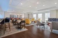 Holiday Inn Express & Suites CINCINNATI RIVERFRONT by IHG - breakfast