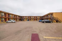 OYO Hotel Odessa TX, East Business 20 - parking