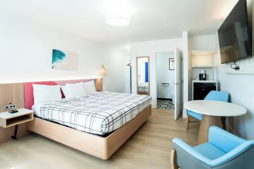 The Belmont Shore Inn - 2-Star