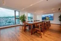River Way Hotel Ha Long - parking