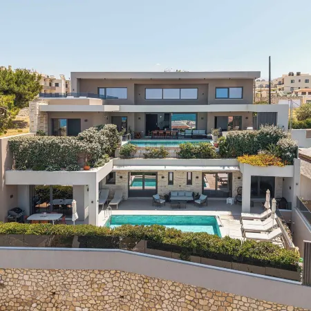 Lusol Seafront Villas
