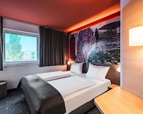 B&B HOTEL München-Messe Photos