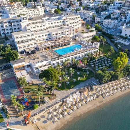Azka Hotel