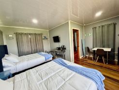 Sunshine Cabanas At Ocean View