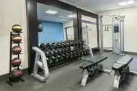 Hampton Inn Boston/Marlborough - Gym