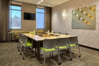 SpringHill Suites Charlotte at Carowinds - بار