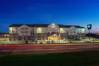 WoodSpring Suites San Angelo - parking