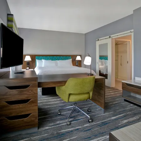 Hampton Inn and Suites Deptford Hotels in Gloucester County