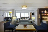 Hampton Inn Detroit/Madison Heights/South Troy Area - parking