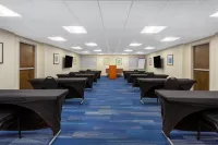 Holiday Inn Express & Suites PHILADELPHIA - KING OF PRUSSIA by IHG - parking