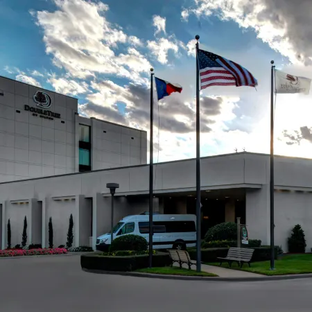 Doubletree by Hilton Arlington DFW South