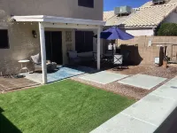 Clean Family Home / Resort like outdoor space 데저트 뷰 호텔